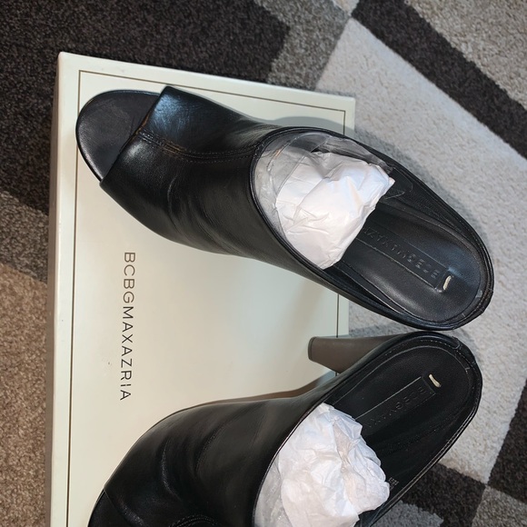 Like new beautiful shoes - Picture 4 of 5